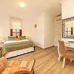 Zemira Garden Hotel 5*