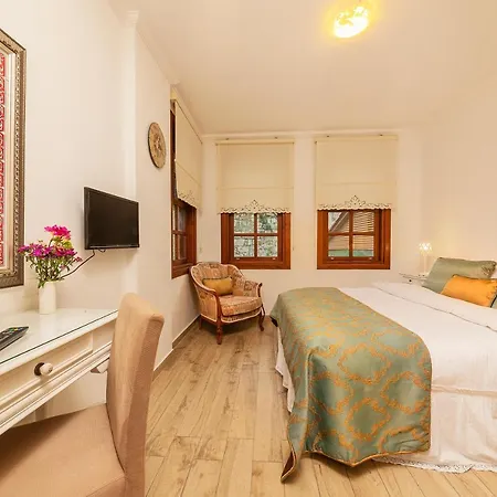 Zemira Garden Otel 5*