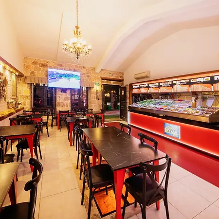 Hotel Zemira Garden 5*