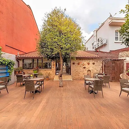 Zemira Garden Hotel