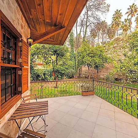 Zemira Garden Hotel