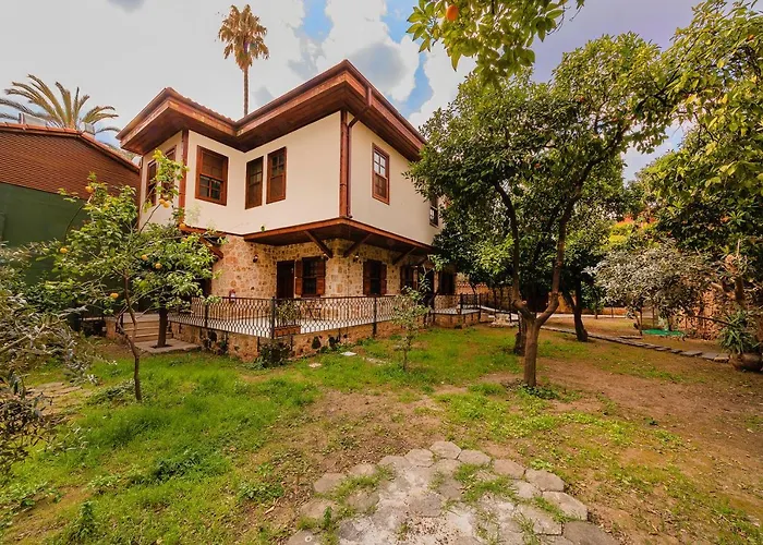 Zemira Garden فندق 5*