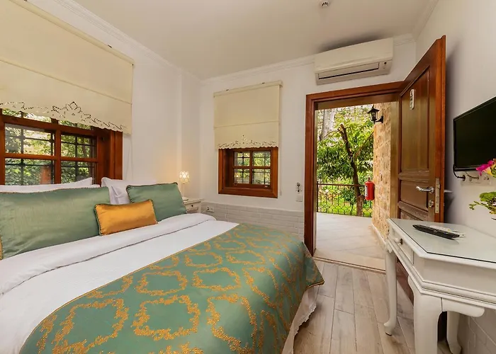 Zemira Garden 5* أنطاليا