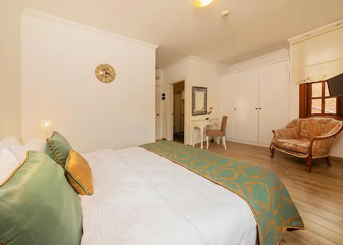 Zemira Garden Otel Antalya